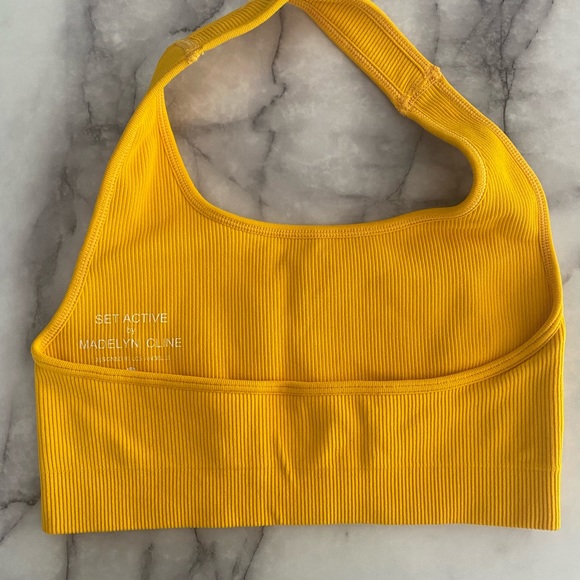 Yellow Madeyln Cline X SETactive (XS) top / (S) bottom - Picture 4 of 6